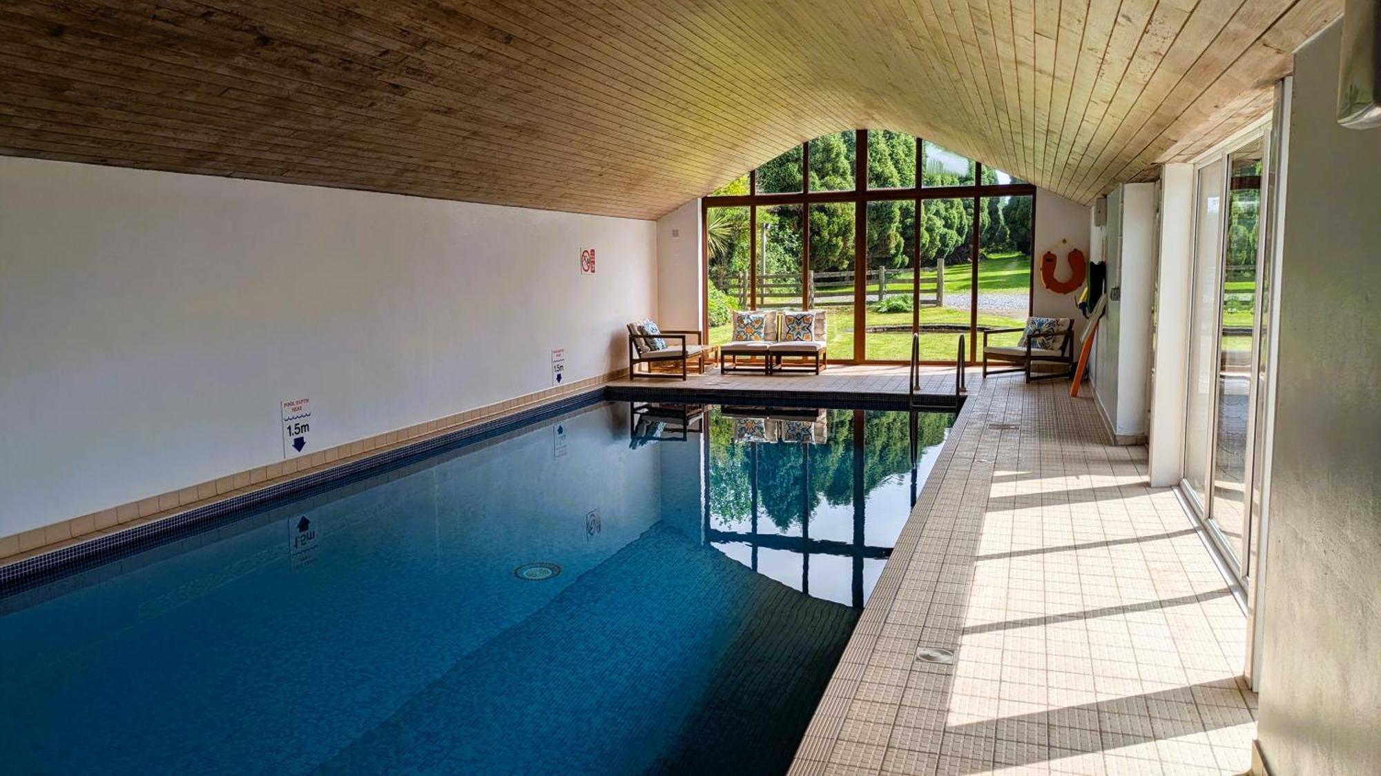 Laurel - Pet-Friendly Cottage With Indoor Pool, Hot Tub & Panoramic Snowdonia Views Колвін-Бей Екстер'єр фото
